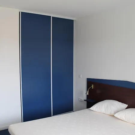 Lejlighed T3 Proche Des Thermes De - Fr-1-541-144 *