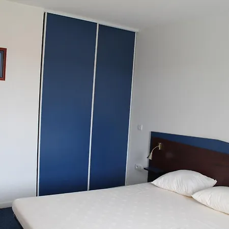 Bel A 170m Des Thermes - 5 Pers. - Fr-1-541-144 La Roche-Posay