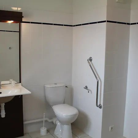 Lejlighed T3 Proche Des Thermes De - Fr-1-541-144 *