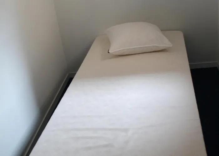 T3 Proche Des Thermes De - Fr-1-541-144 Apartamento